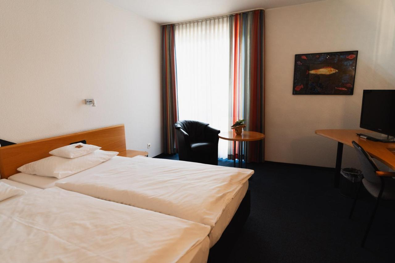Hotel Am Weiher Еркеленц Екстериор снимка