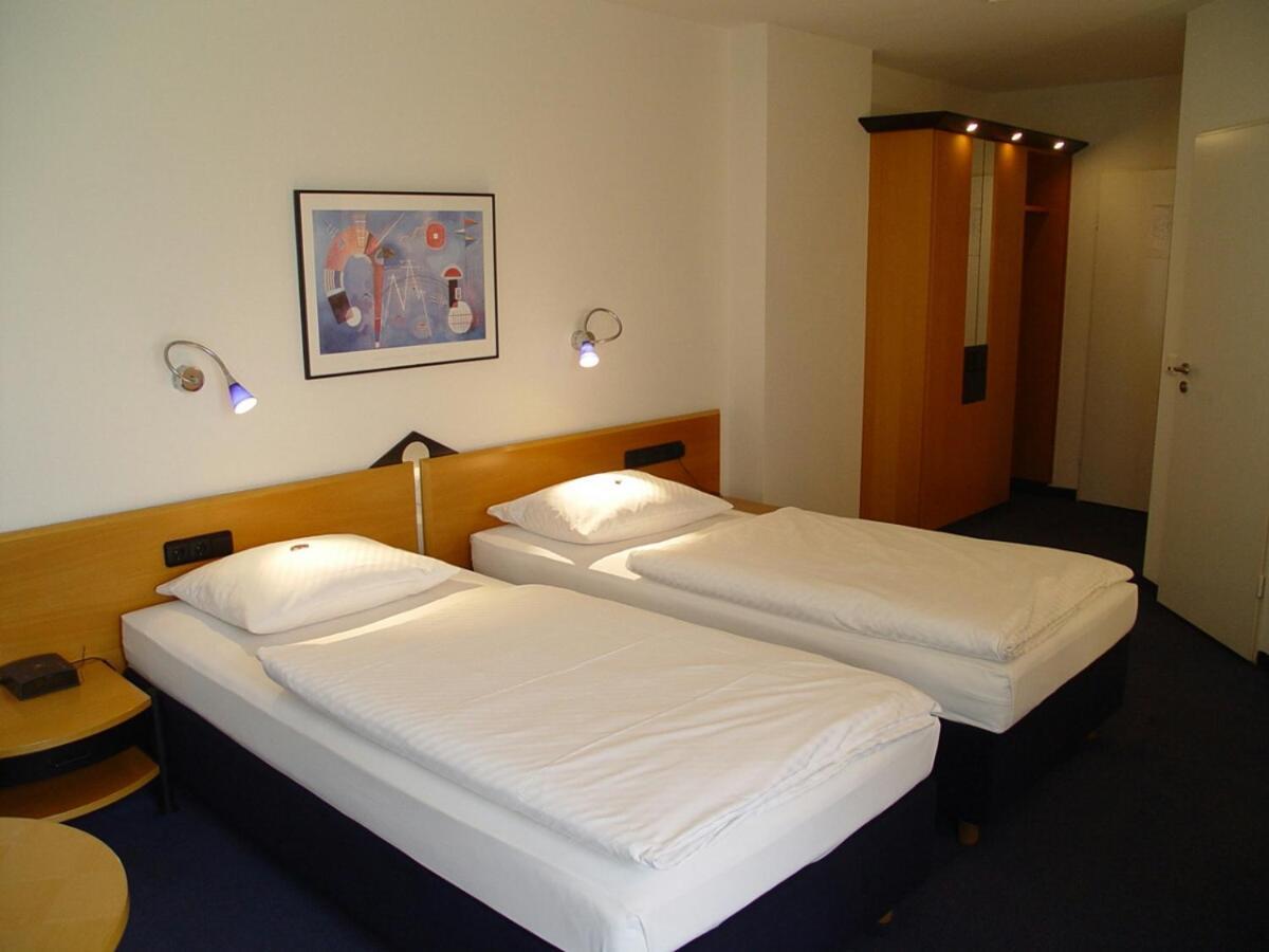 Hotel Am Weiher Еркеленц Екстериор снимка